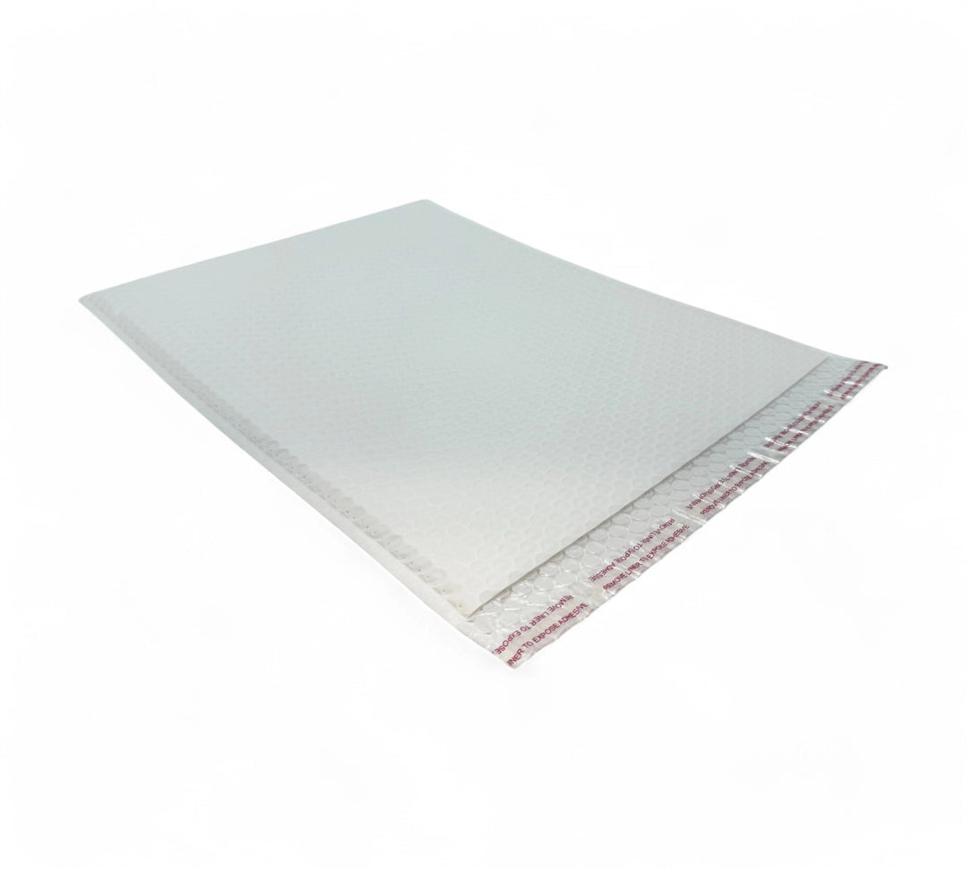 ARMOUR white Protecta bag size 7 360 x 470mm shown for shipping larger fragile goods with padded barrier