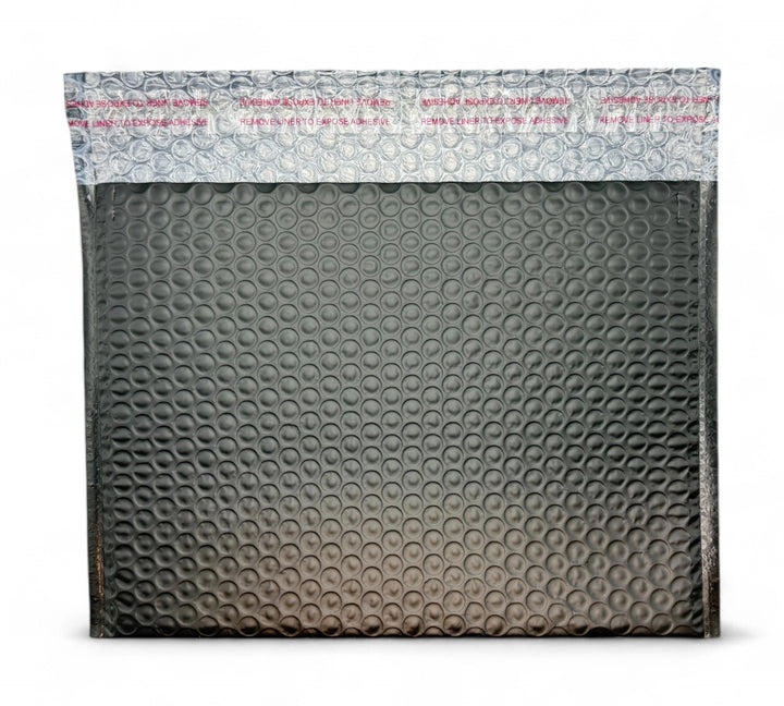 Black Armour Phoenix padded bags B1 280mm x 230mm shown in black for mailing compact fragile items securely